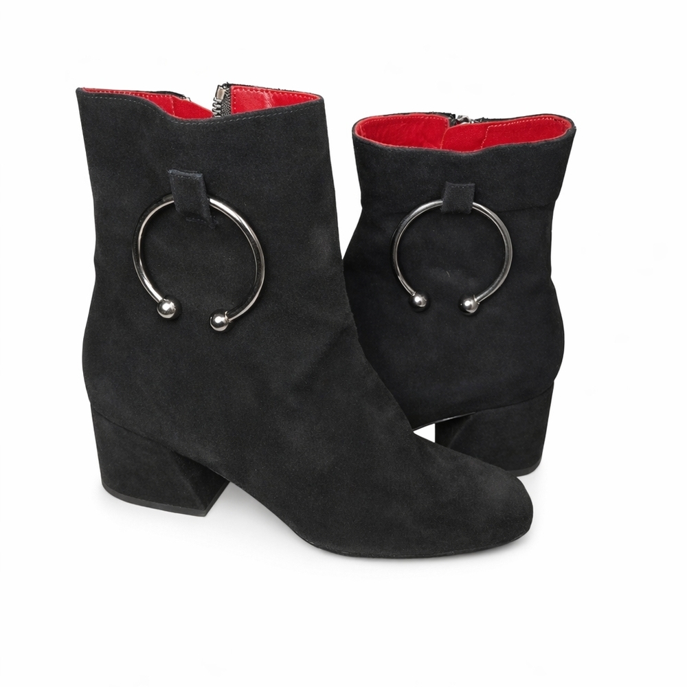 Dorateymur Suede Boots with Red Interior 36